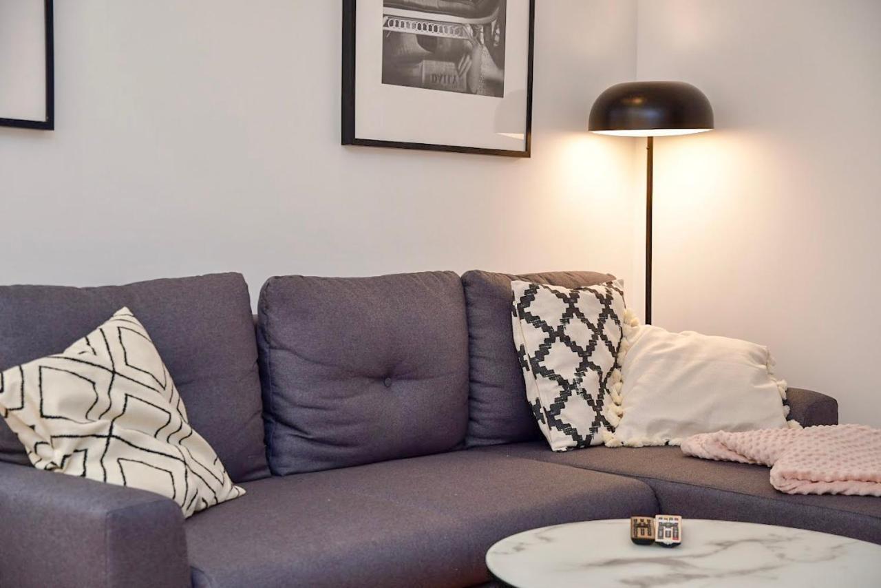 Apartament Lekka Lejlighed Warszawa Eksteriør billede